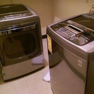LG WASHER DRYER SET